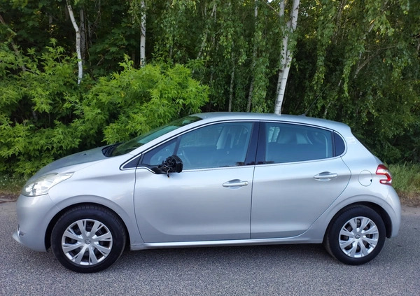 Peugeot 208 cena 14800 przebieg: 177547, rok produkcji 2015 z Turek małe 106